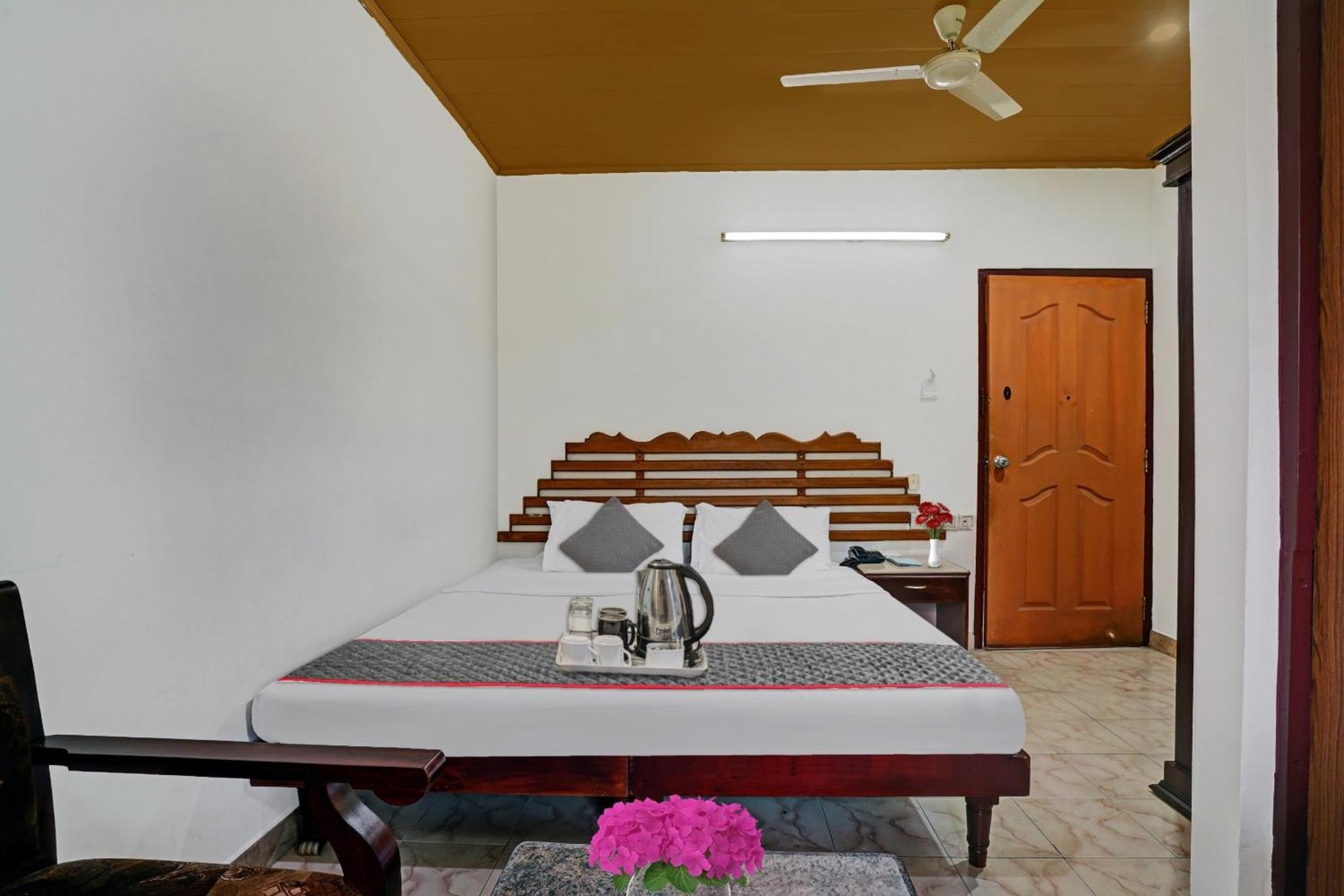 Palette - Pagoda Resorts Alappuzha ภายนอก รูปภาพ